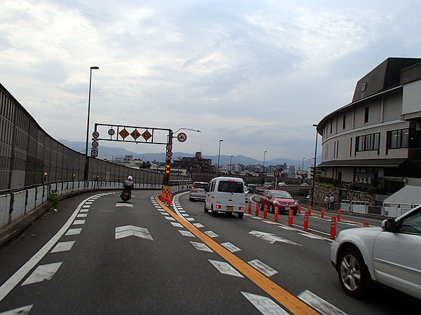 二輪車走行不可